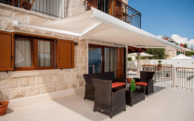 Villa Nea Brac in Selca