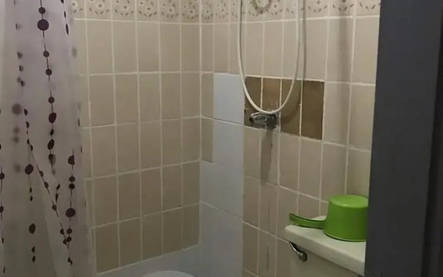 OYO 734 Baden Powell Hotel