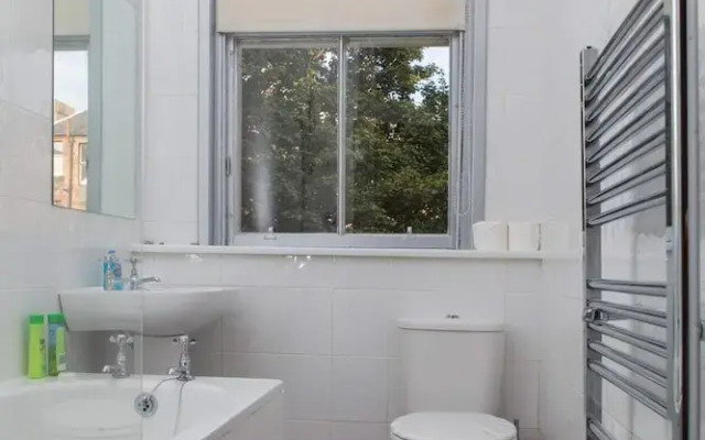 Stylish 3 Bedroom Flat