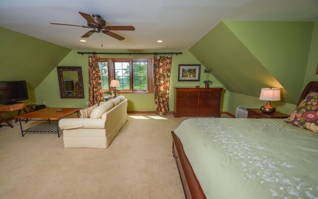 Mountainlair 5 Bedroom House