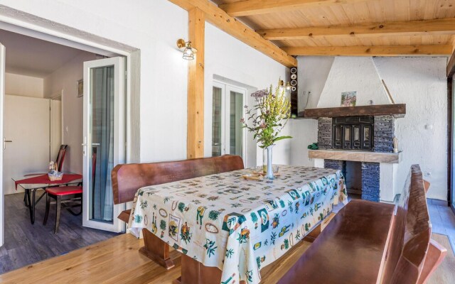 Awesome Home in Fuzine with Hot Tub, WiFi & 3 Bedrooms