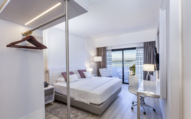 Hotel Jagua, Affiliated by Meliá