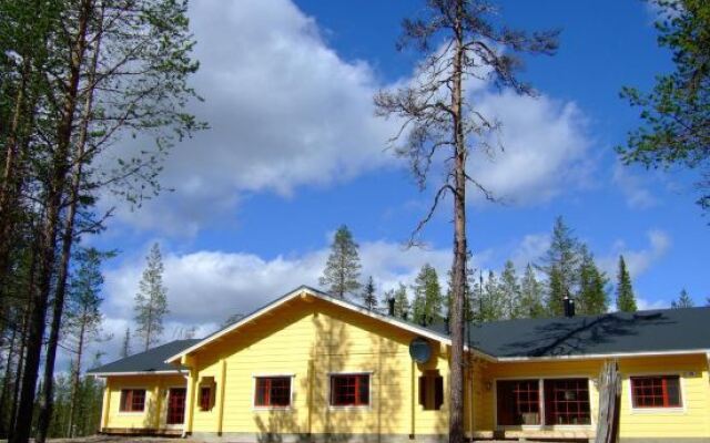 Sallainen Panvillage