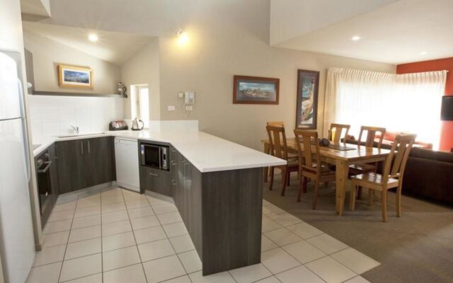 Novotel Lake Crackenback Resort & Spa