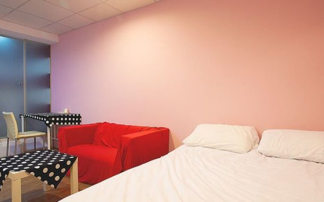 i-GoGo Colorful Hostel