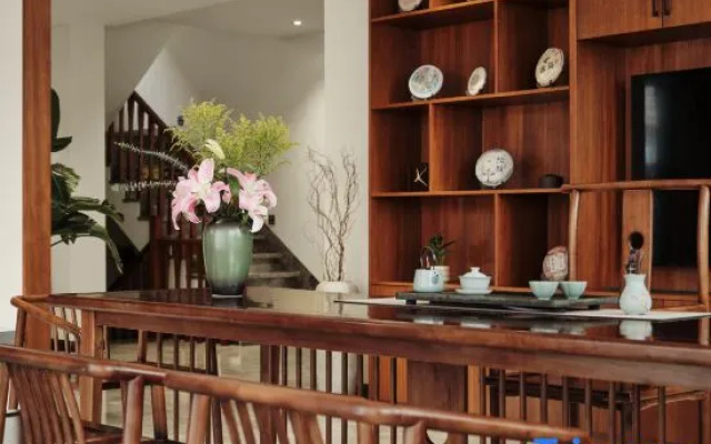 Valley Sea · Mountain View Tea Retreat (Dali Ancient City Branch)