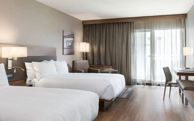 AC Hotel by Marriott Cincinnati at The Banks