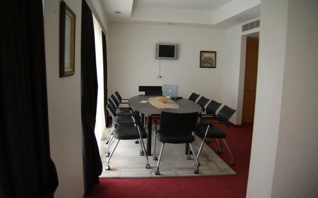 Narin Hotel