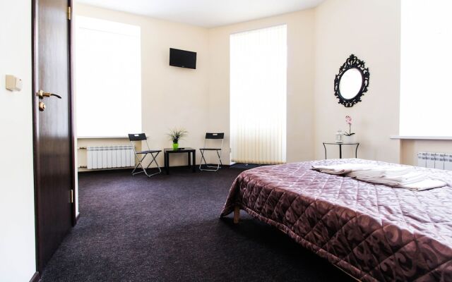 SuperHostel on Poltavskaya 5/29 Lodging houses