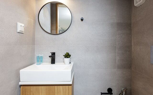 North Coast Seaside Suites