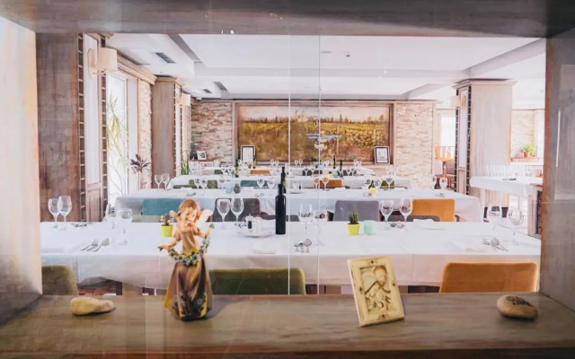 Wine Hotel Cesarica