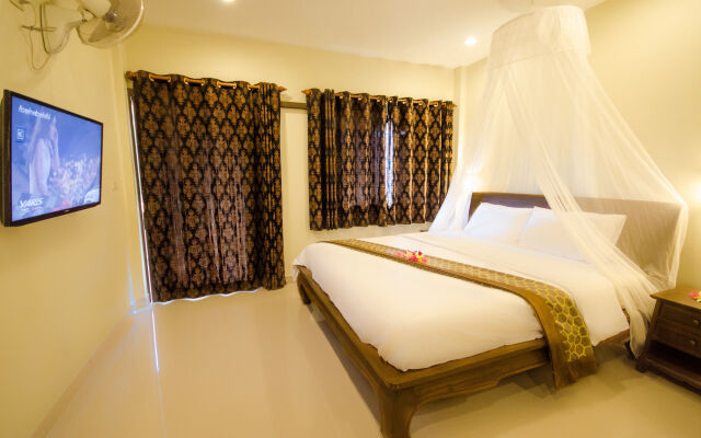 Namphung Phuket Boutique Resort