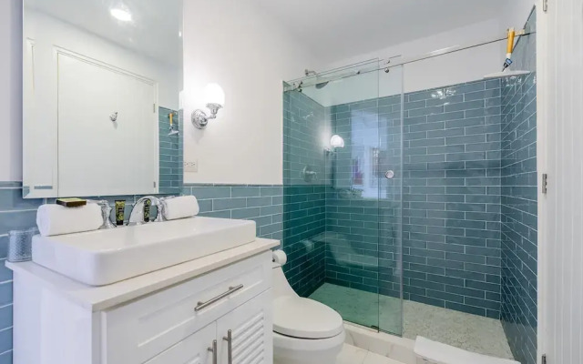 w Fantastic 1BR w Modern Balcony in Panama