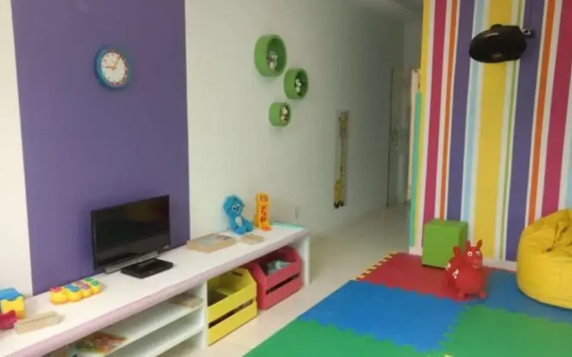 Reserva do Sahy, Condado