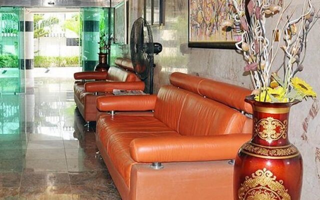 Royalview Hotel And Suites
