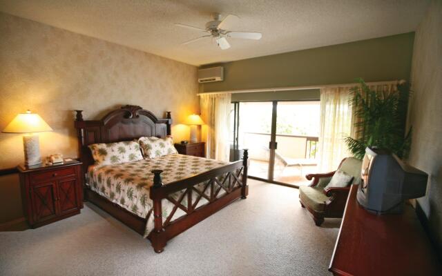 Kona Coast Resort