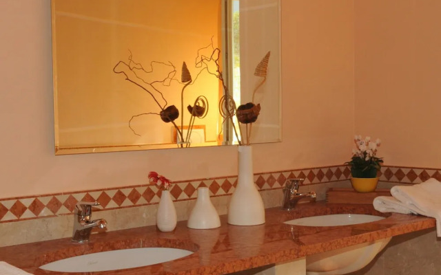 Beautiful Apartment in Idro With Pool