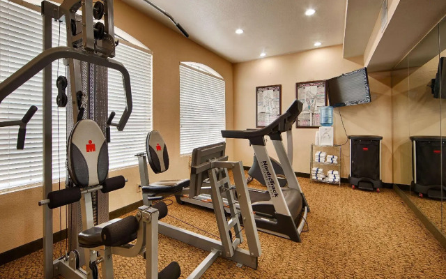 Best Western Windsor Pointe Hotel & Suites-Frost Bank Center