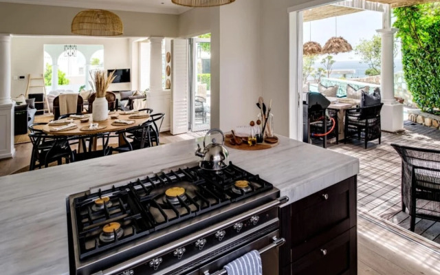 Sedgemoor Villa in Camps Bay