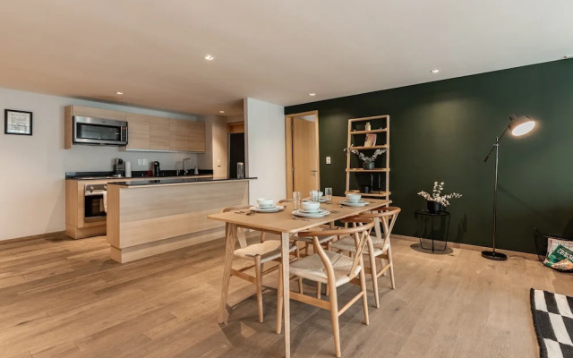 Luxury 1br Condo with Balcony in Polanco