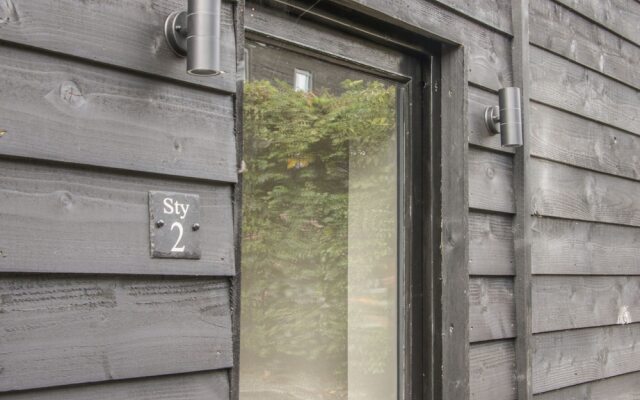 The Pig Shed -Sty 2