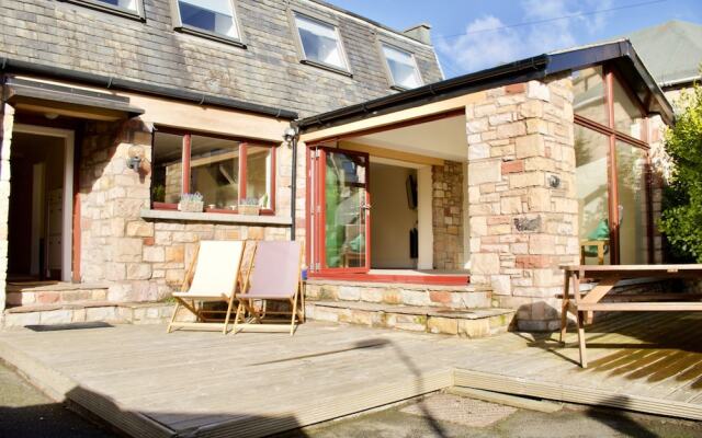 3 Bedroom House Near The City Centre