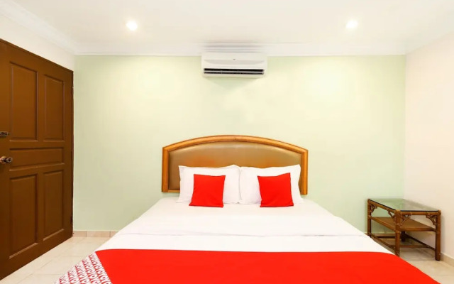 OYO 775 Hotel Sahara Inn