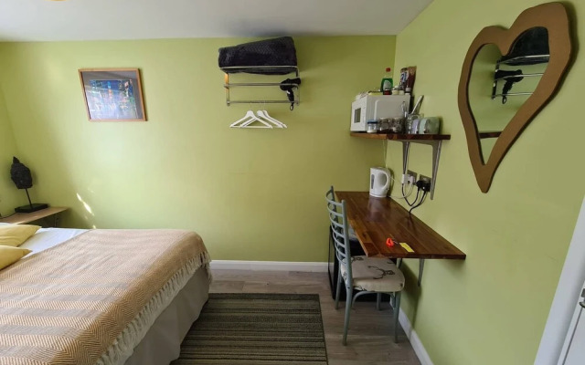 Number 1 Bed and Breakfast Cambridge