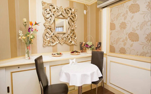Monte Carlo Palace Rooms