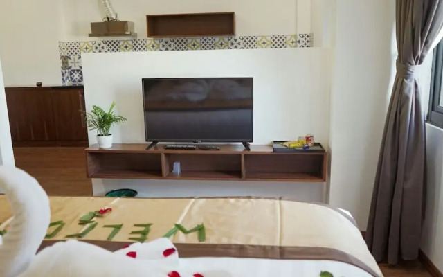 Sen Yangon Lakeview Hotel