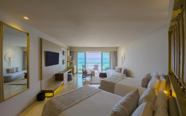 Grand Park Royal Cancún