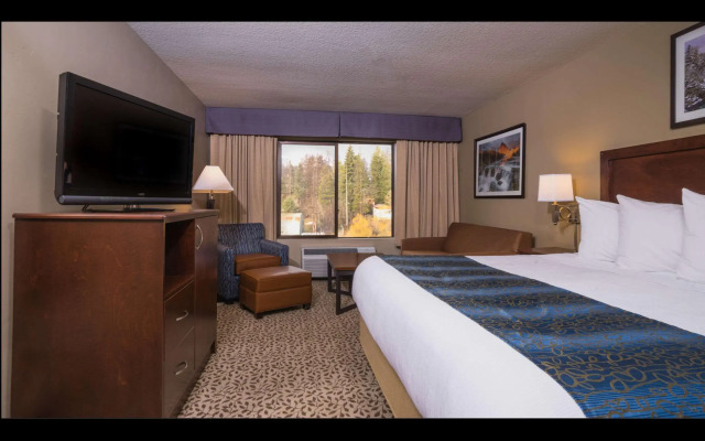 Whitefish Riverfront Hotel