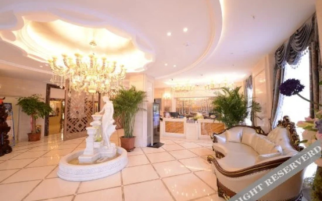 Harbin Zhenning Hotel (Central Street Subway Station Sophia Church Branch)