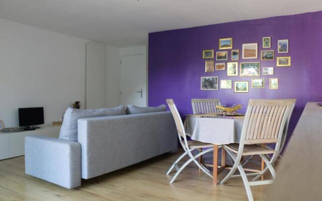 Studio charmant et spacieux au calme