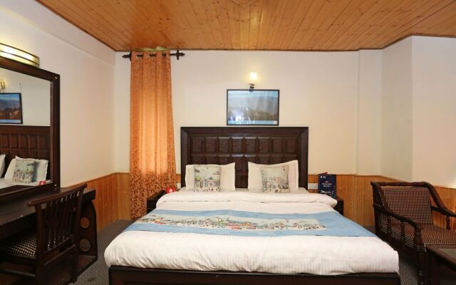 OYO 7008 Astha Cottage