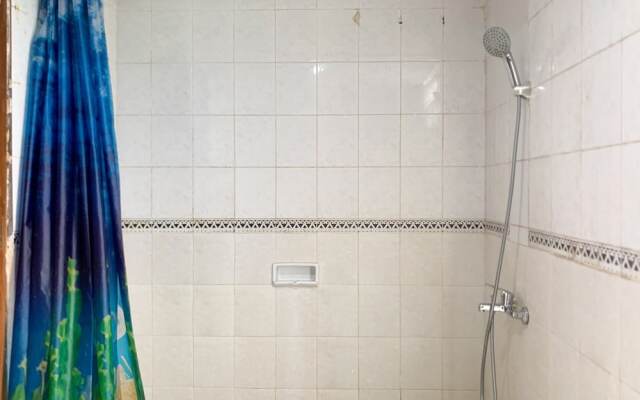 Spacious And Comfy 3Br At Kondominium Juanda Apartment