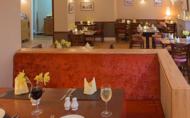 Tigh Na Mara Hotel
