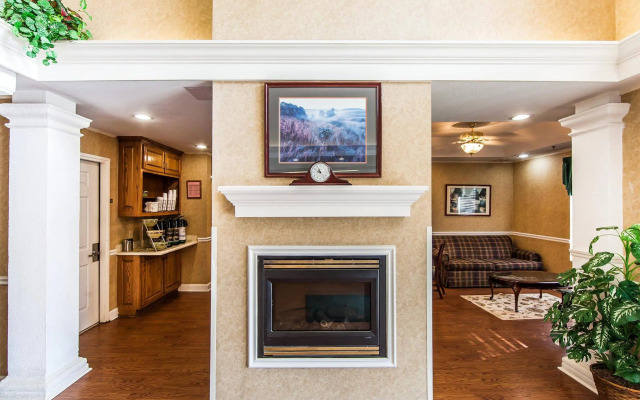 Quality Inn Oak Ridge