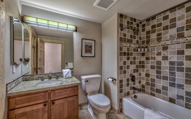 R214 Timber Ridge