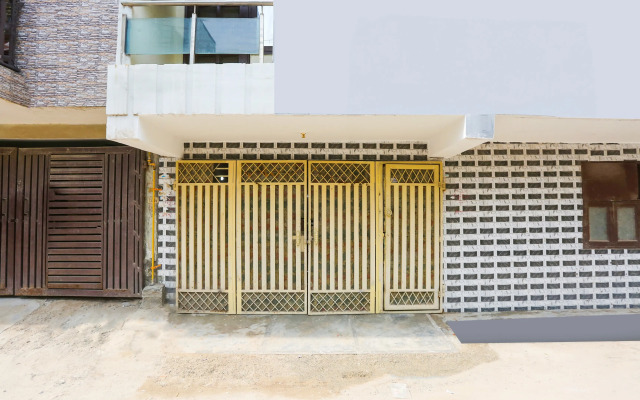 Super Hotel O Dwarka Metro