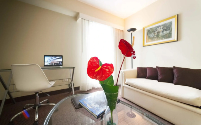 Roosevelt Hotel & Suites