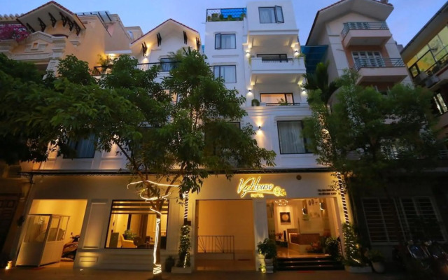 Vyhouse Hanoi Hotel