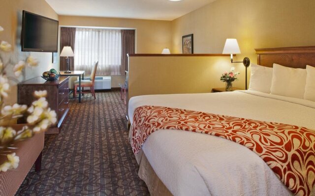 Silver Cloud Inn Portland