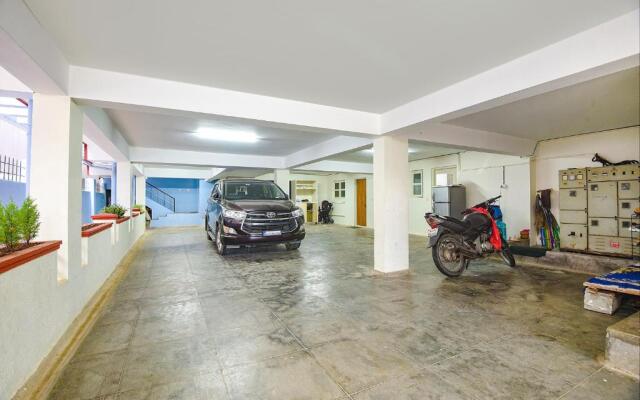Fabexpress Ravikeerthis Service Apartment
