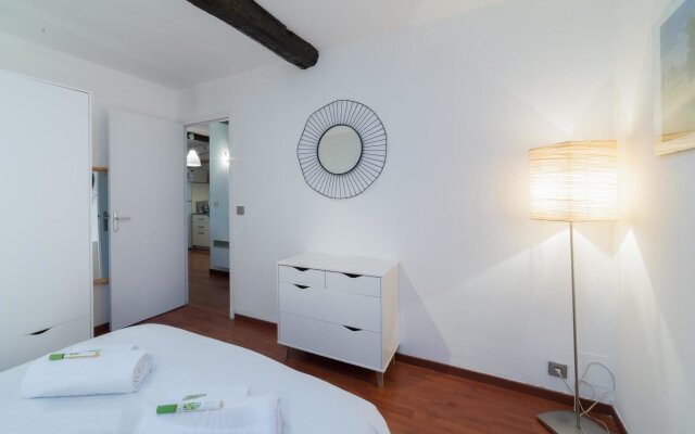 Charliz Apartment 2 - Near Palace of Festivals and Conferences