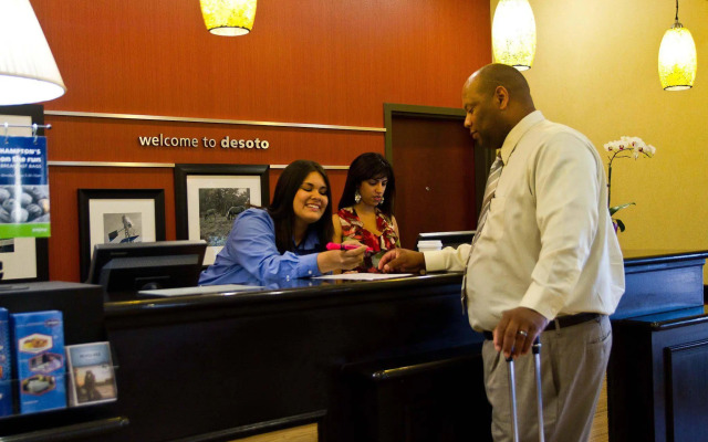 Hampton Inn & Suites Dallas-DeSoto