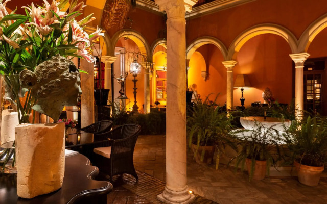 Hotel Boutique Casa del Poeta Sevilla