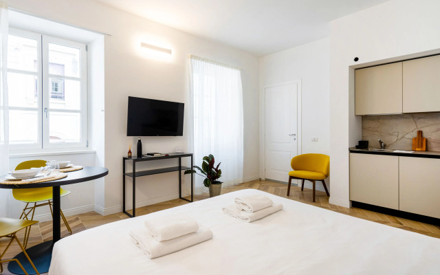 Domo Premium Apartments - Trieste Mazzini