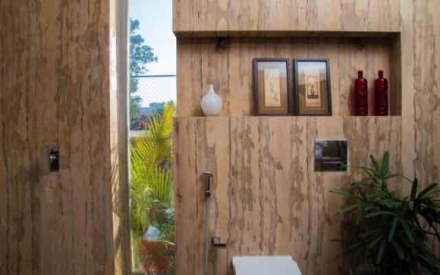EL House by Vista Rooms