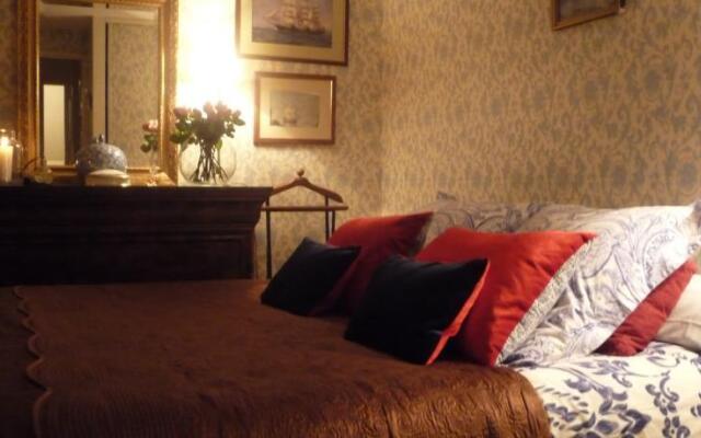 Bed And Breakfast Tour Eiffel 3